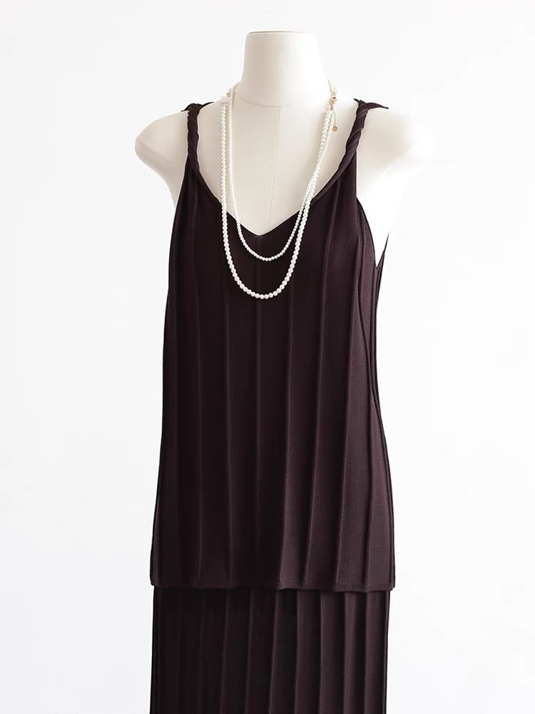 Emmett Twist Knot V-Neck Knit Top-The Black Bow-