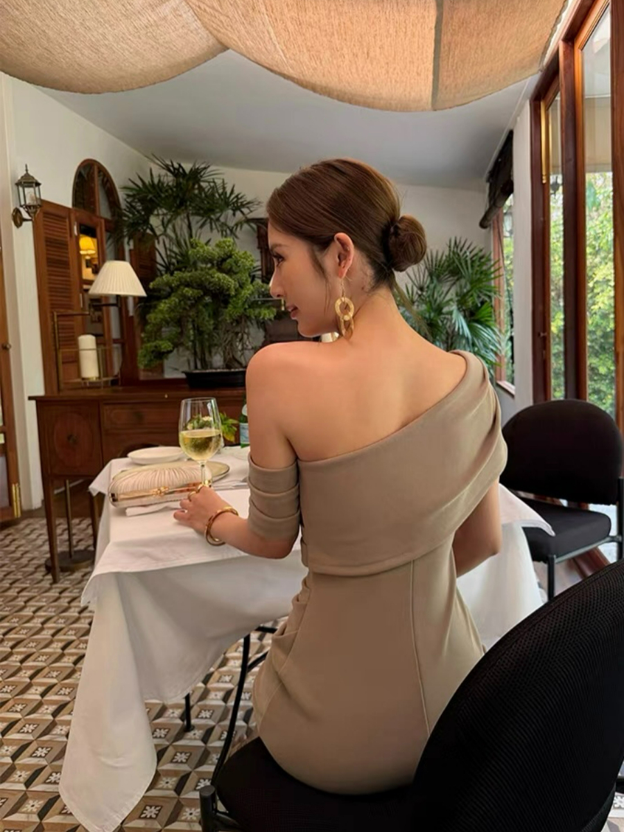 Frederika Asymmetric Shoulder Dinner Dress