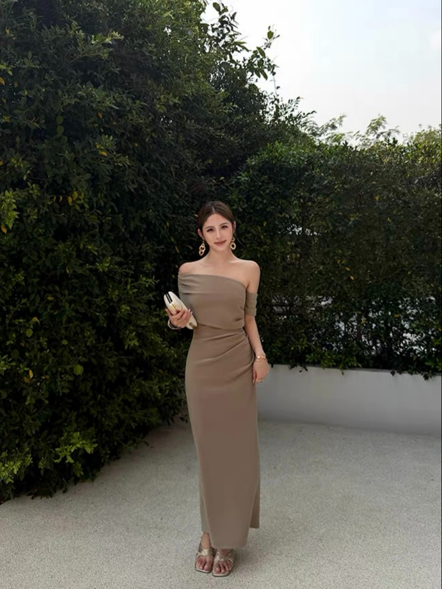 Frederika Asymmetric Shoulder Dinner Dress