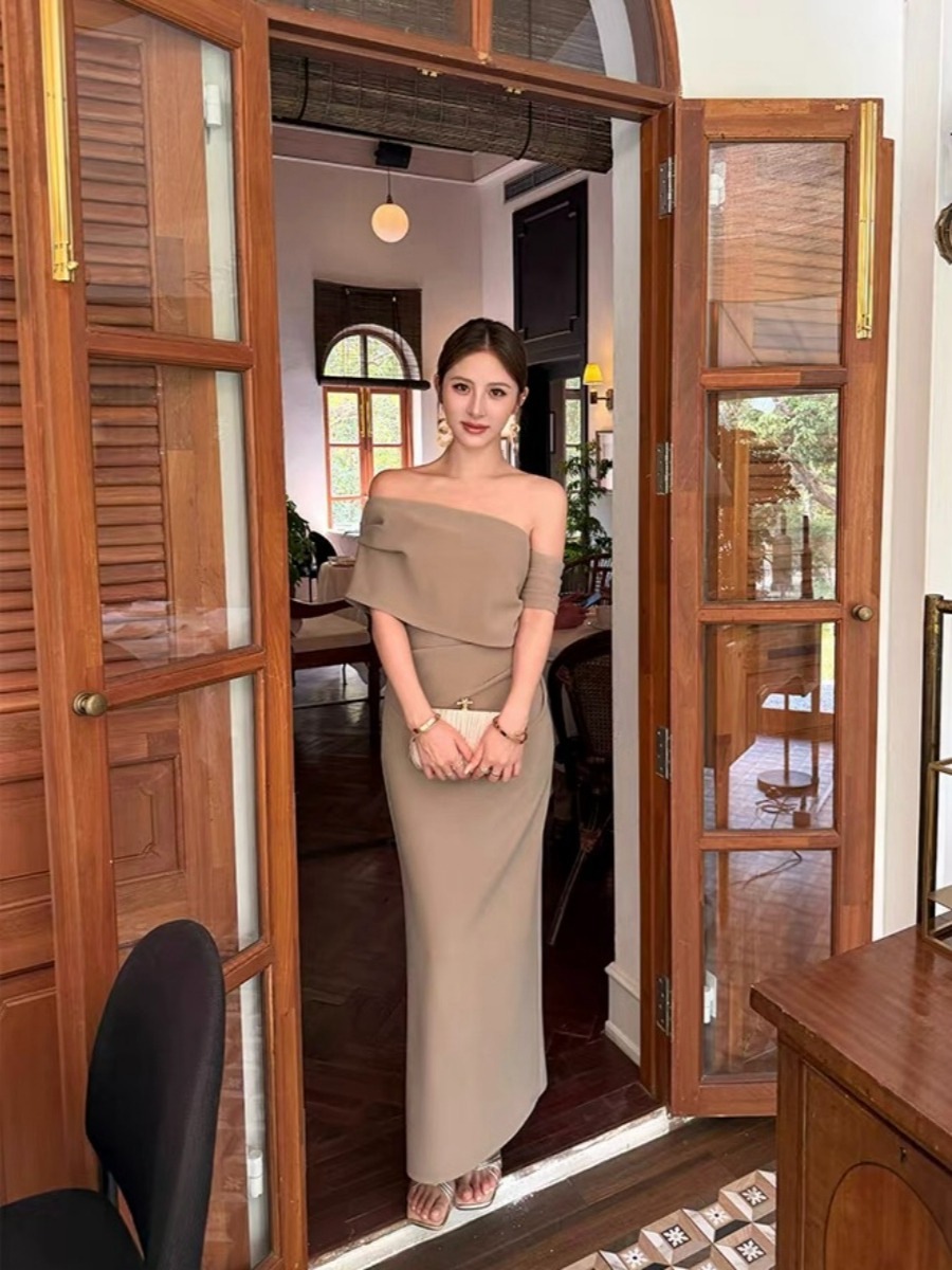 Frederika Asymmetric Shoulder Dinner Dress