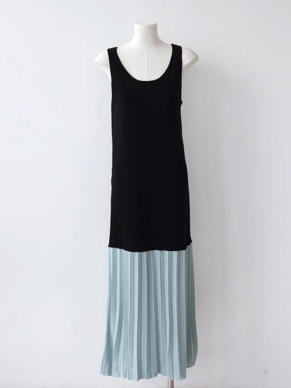 Elise Color Binding Pleated Patchwork Knit Dress-The Black Bow-
