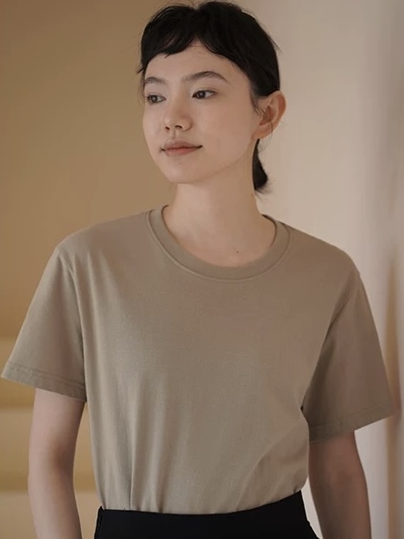 Vendy Basic Tee