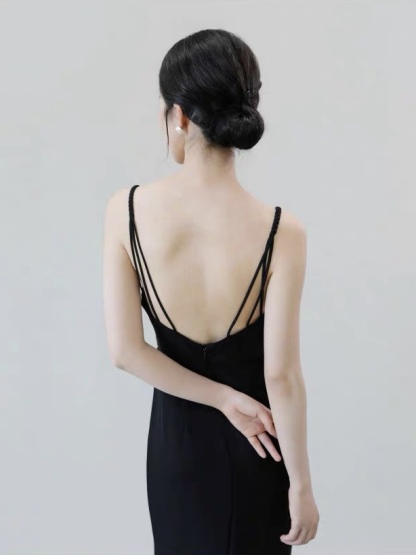 Lily Side Ruched Dinner Dress (Discounted-S size)