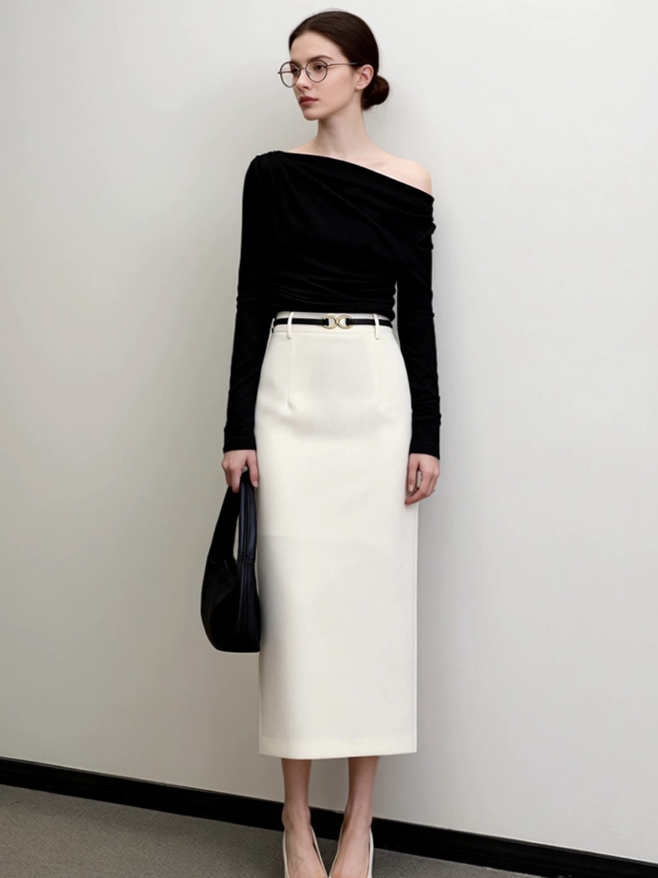 Lydia Back Slit OL Skirt (Discounted-M size)