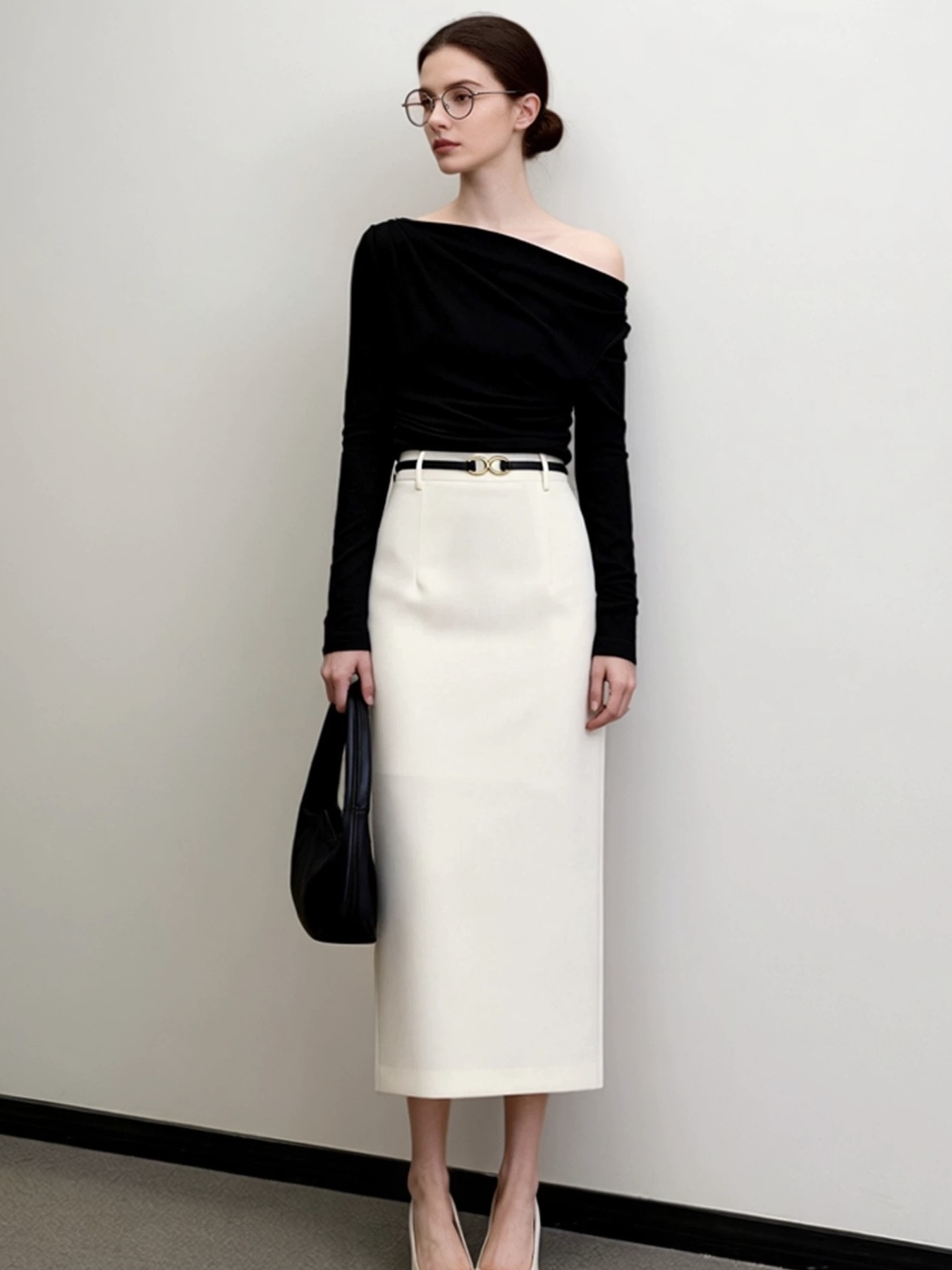 Lydia Back Slit OL Skirt (Discounted-M size)