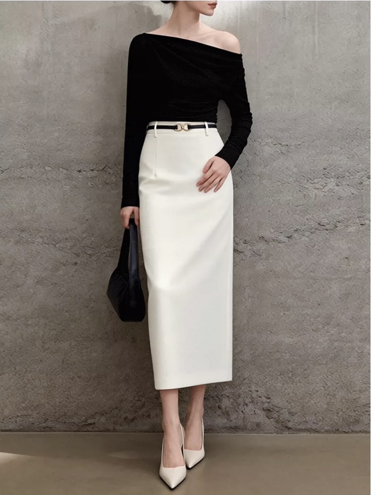 Lydia Back Slit OL Skirt (Discounted-M size)