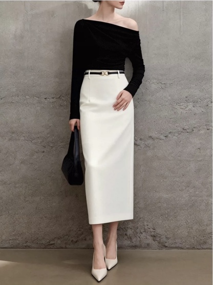 Lydia Back Slit OL Skirt (Discounted-M size)