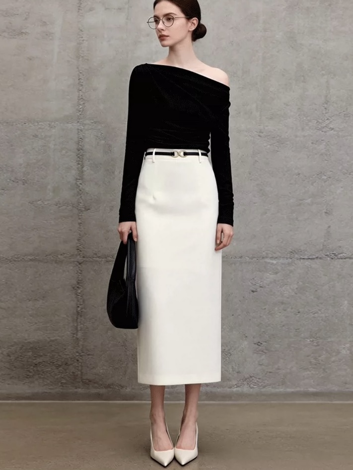 Lydia Back Slit OL Skirt (Discounted-M size)