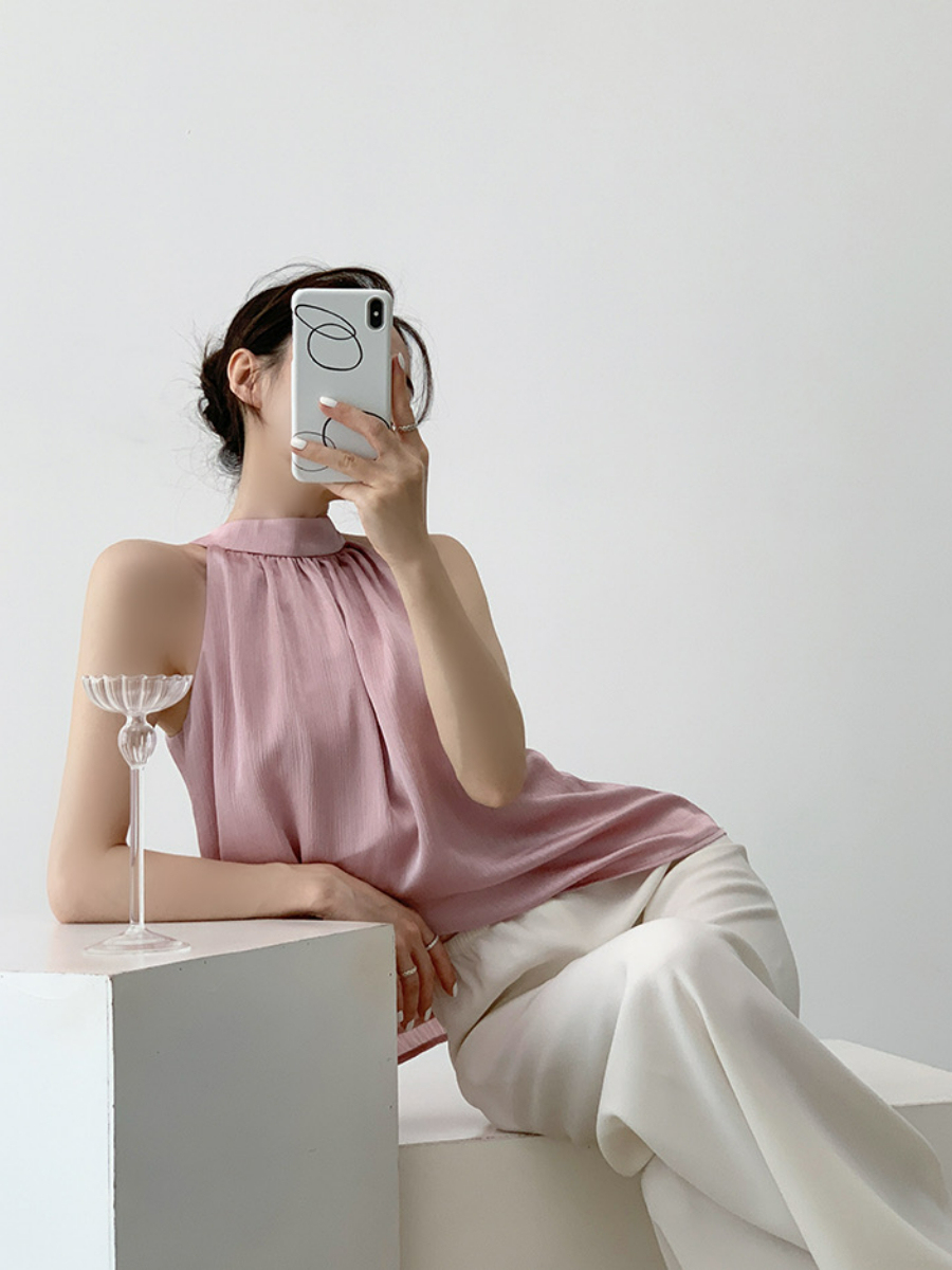 Niko Halter Neck Top-The Black Bow-