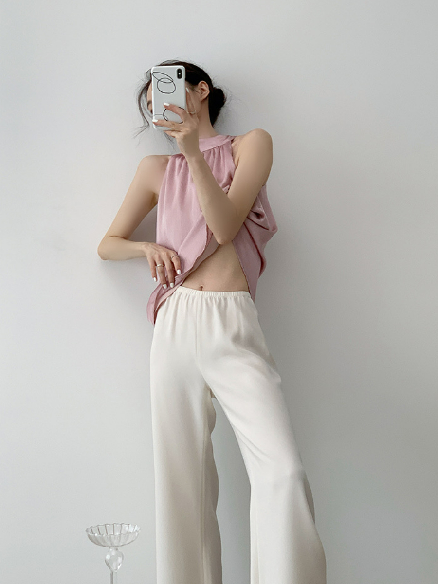 Niko Halter Neck Top-The Black Bow-