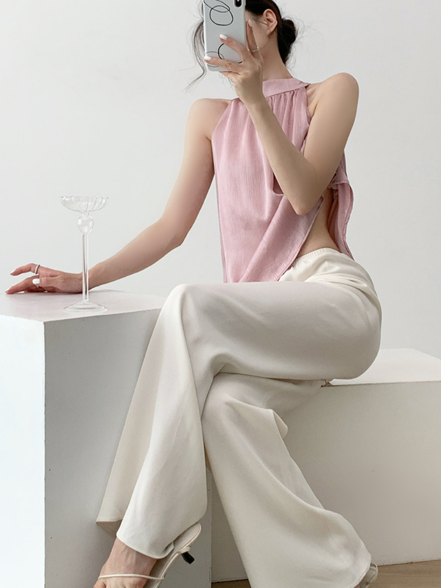 Niko Halter Neck Top-The Black Bow-