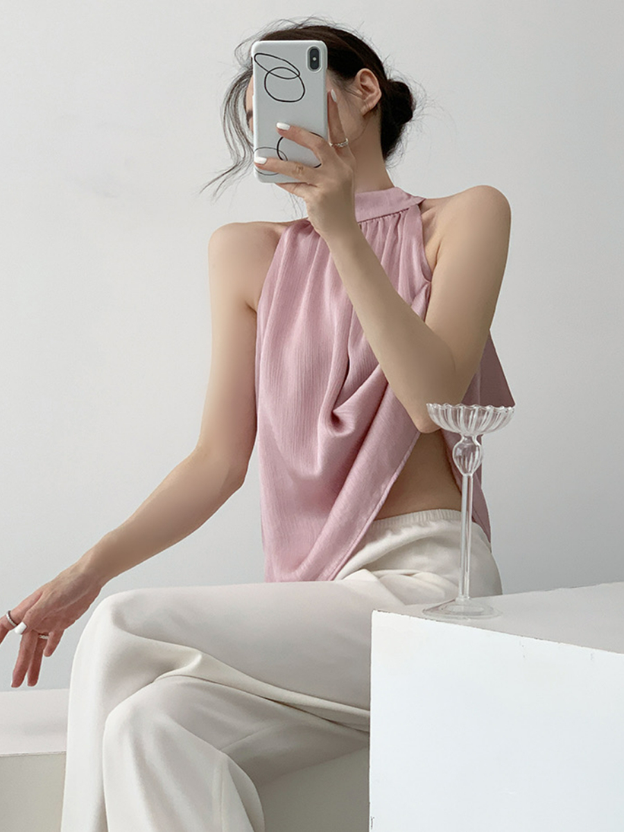 Niko Halter Neck Top-The Black Bow-