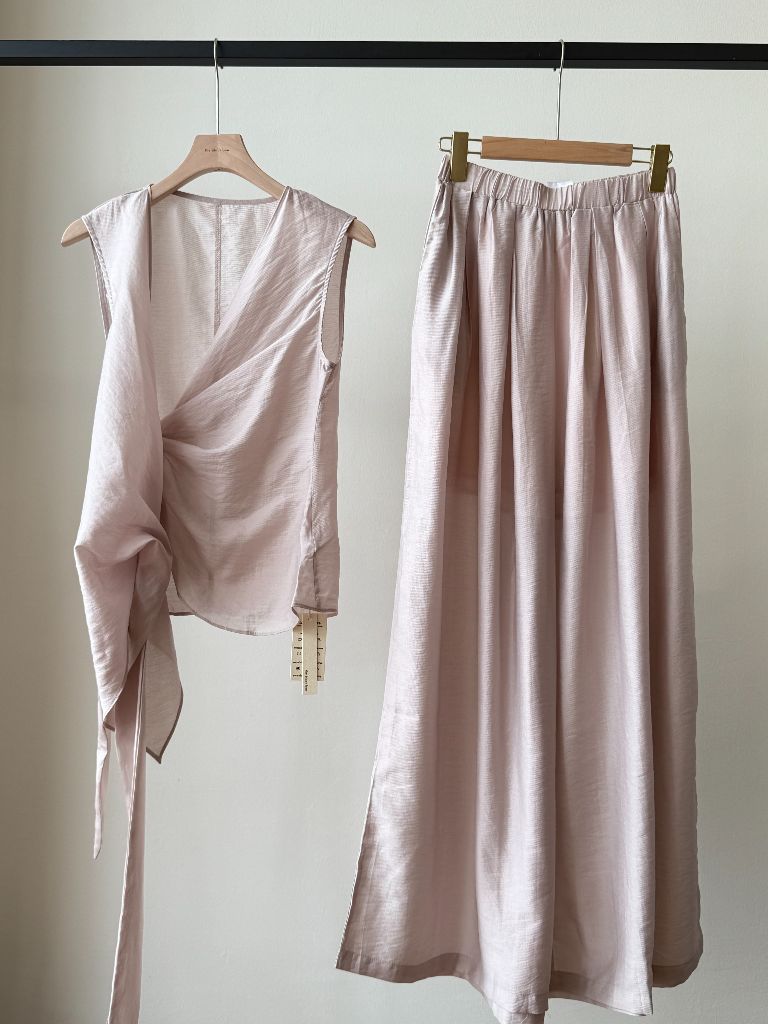 Lena Sleeveless Tied Up Top & Pants Set