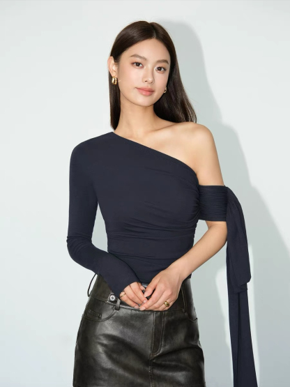 Jazmine One Shoulder Asymmetric Collar Top-The Black Bow-