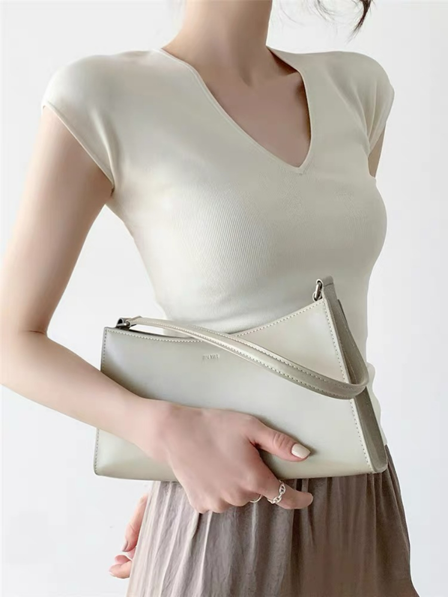 March V-Neck Knit Top-The Black Bow-