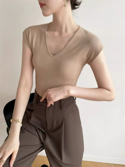 March V-Neck Knit Top-The Black Bow-