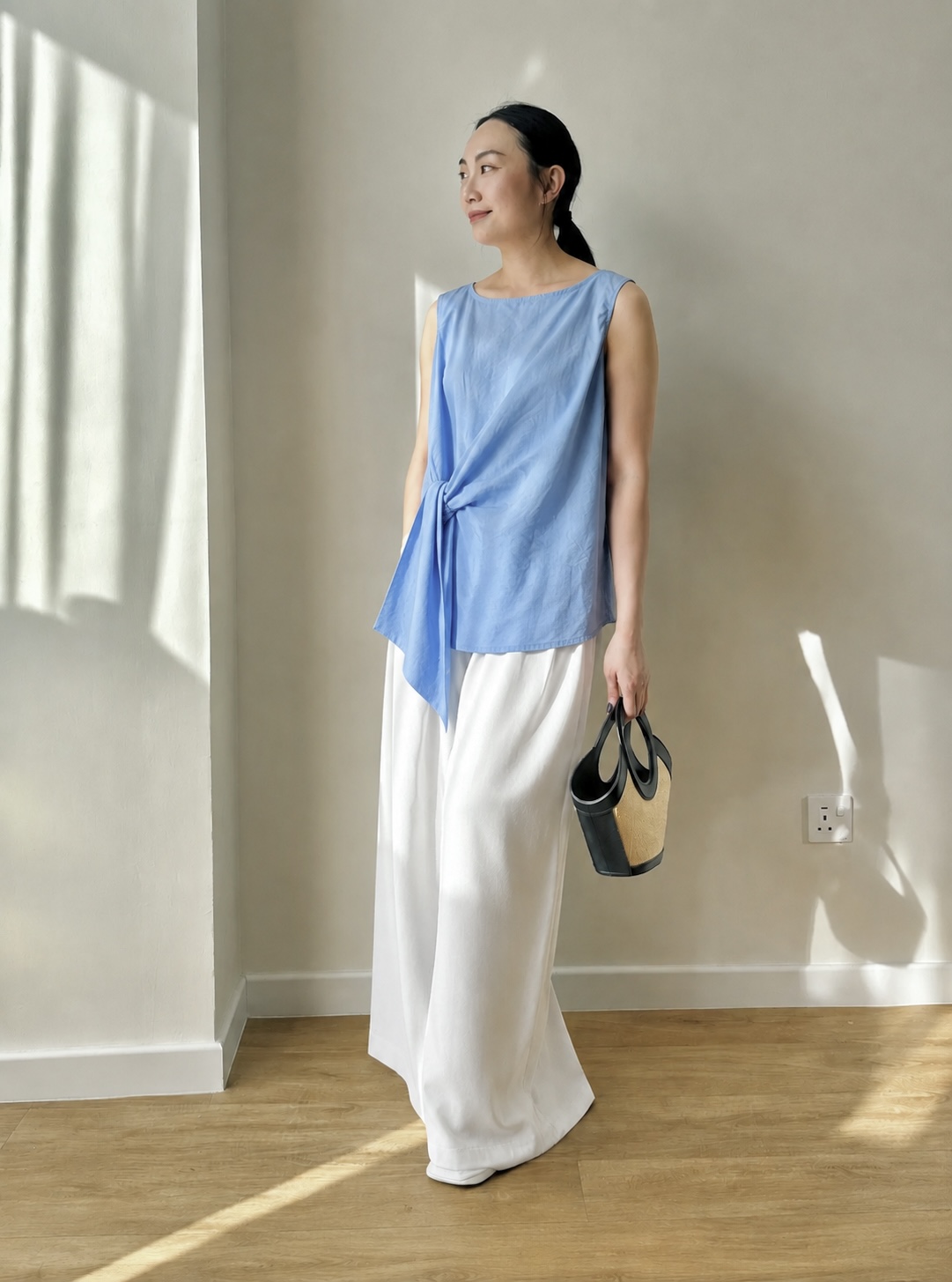 Vava Twist Tie Top