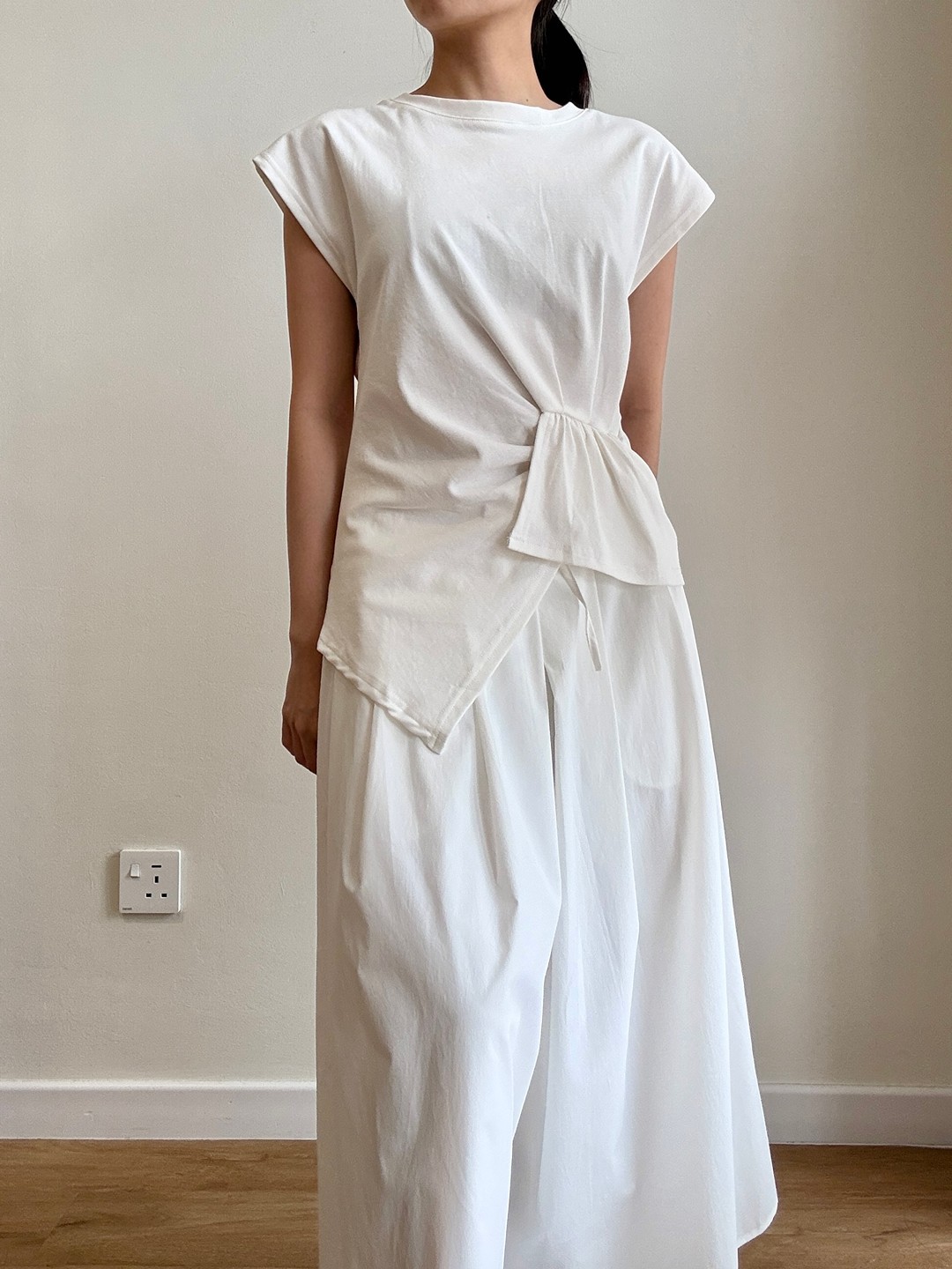 Vivian Asymmetric Twist Front Top