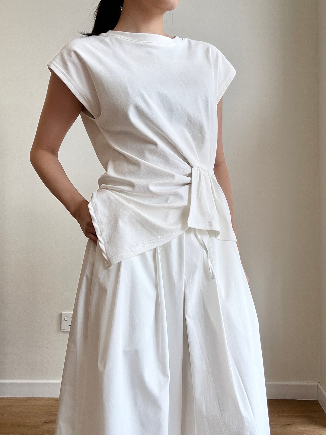 Vivian Asymmetric Twist Front Top