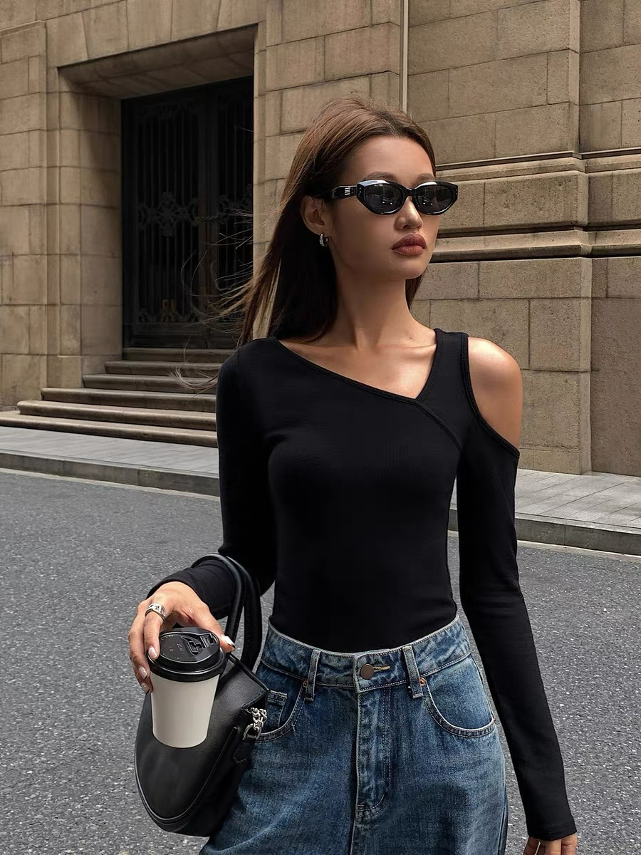 Judy Cold Shoulder Asymmetric Top-The Black Bow-