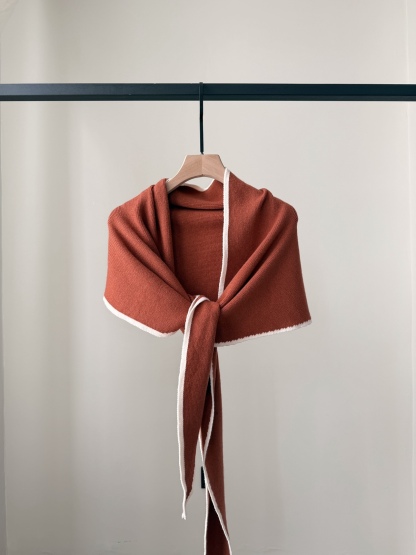 Symone Shawl (Discounted-Free size)-The Black Bow-