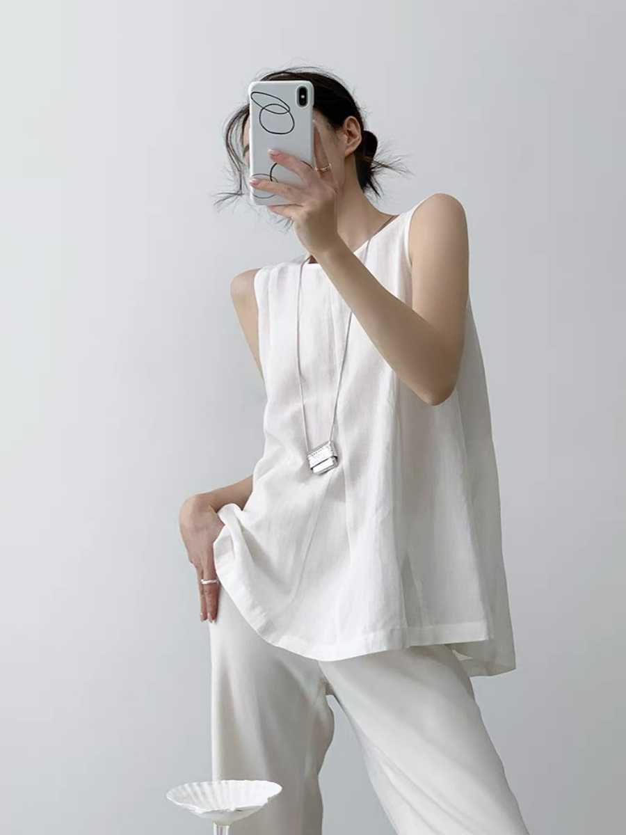 Xandele Sleeveless Linen Cotton Top-The Black Bow-