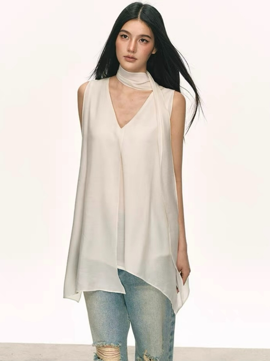 Odette Flowy Sleeveless Top with Tie