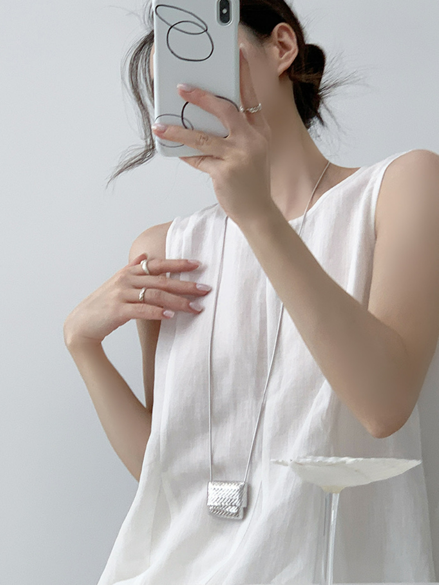 Xandele Sleeveless Linen Cotton Top-The Black Bow-