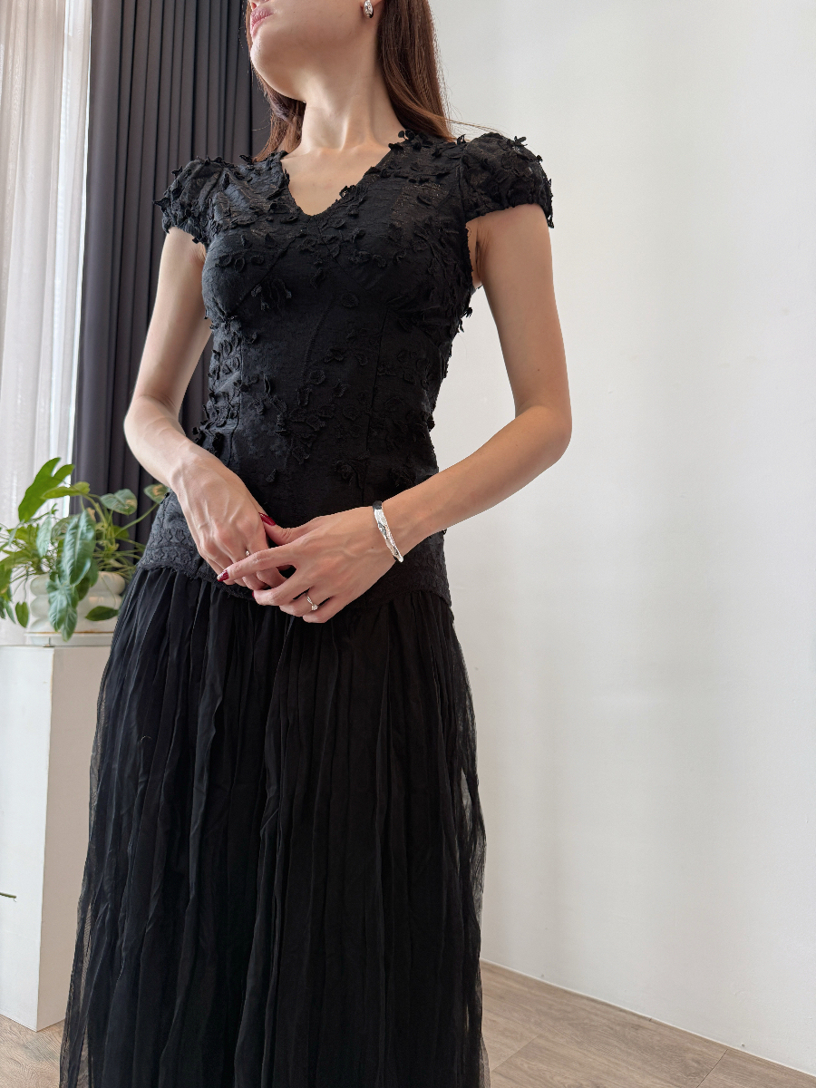 Chandriene 3D Floral Skirt Set (Discounted-M, L size)