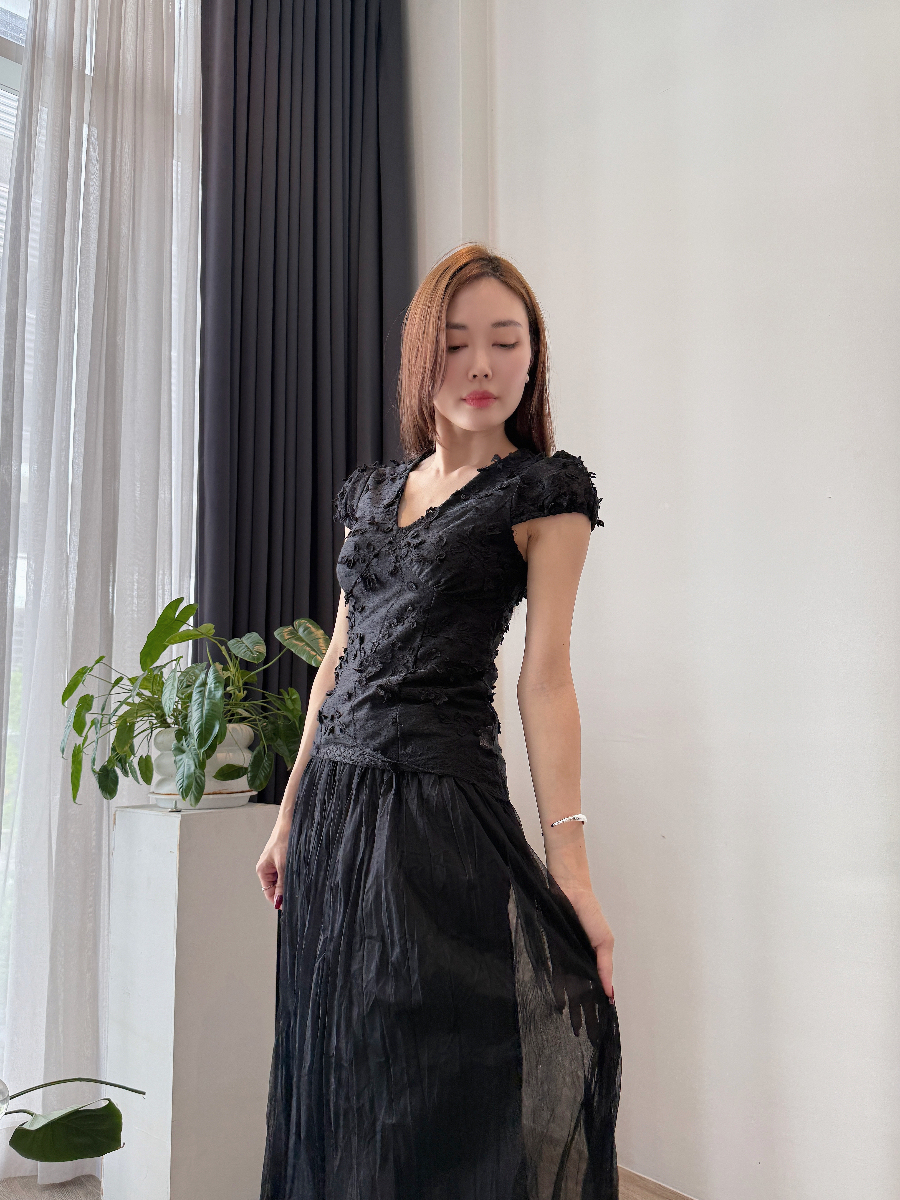 Chandriene 3D Floral Skirt Set (Discounted-M, L size)