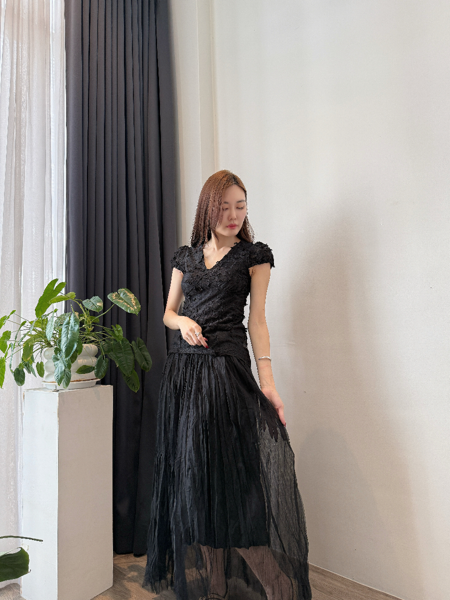 Chandriene 3D Floral Skirt Set (Discounted-M, L size)