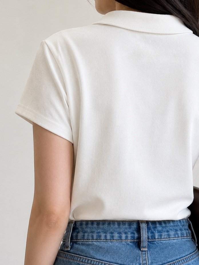 Neveah Buttoned Collar Top