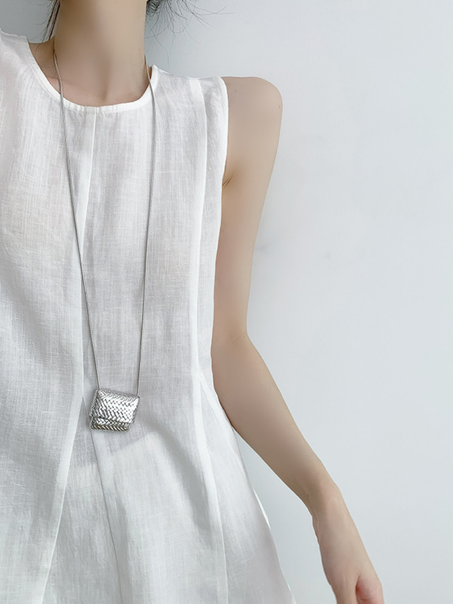 Xandele Sleeveless Linen Cotton Top-The Black Bow-