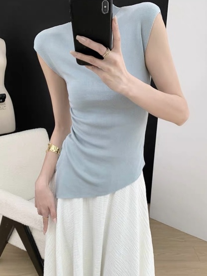 Ellie High Neck Side Ruched Back Button Knit Top-The Black Bow-