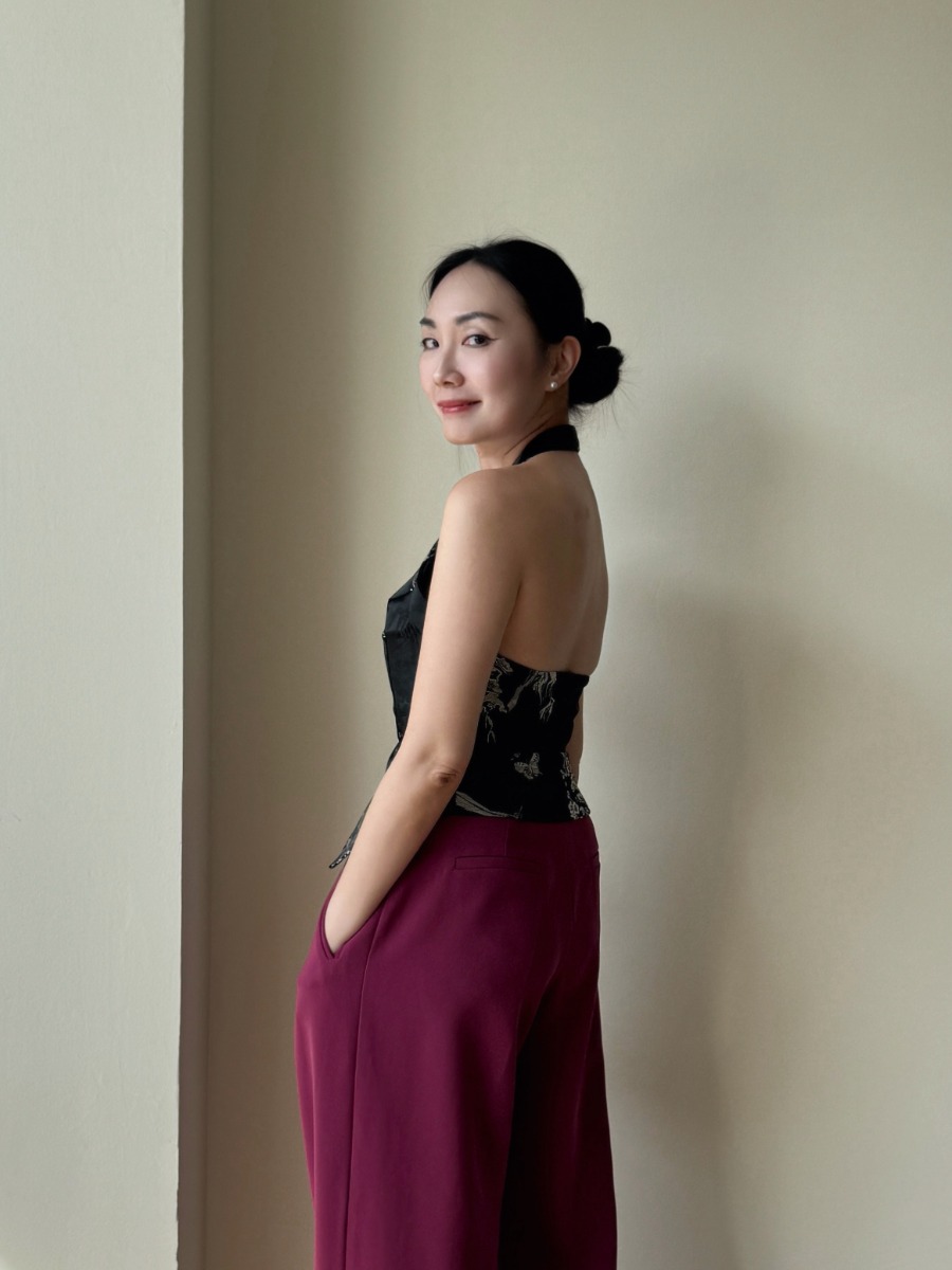 Shuang Mei Halter Neck Oriental Top