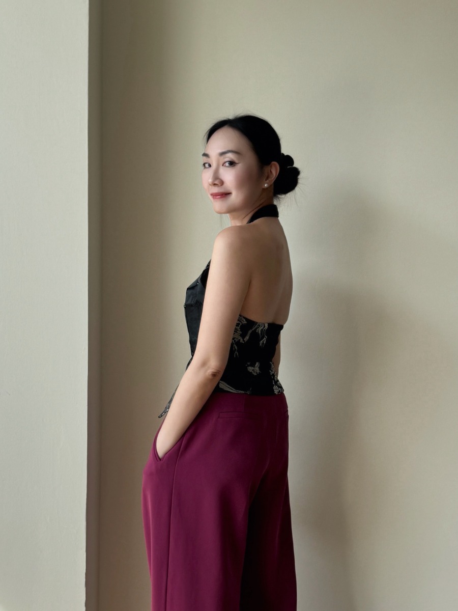 Shuang Mei Halter Neck Oriental Top