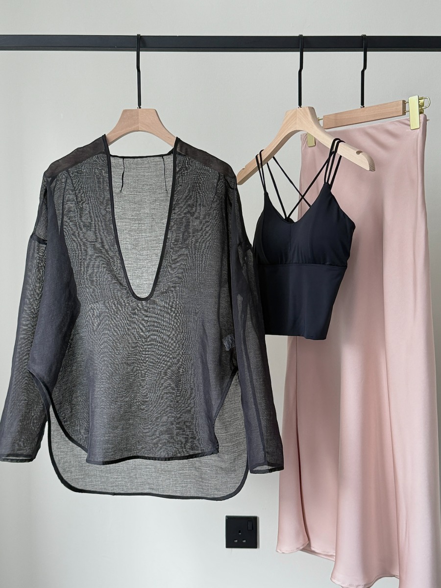 Viori Sheer Linen Top-The Black Bow-