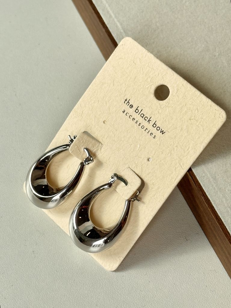 Haw-Young Hoop Earrings