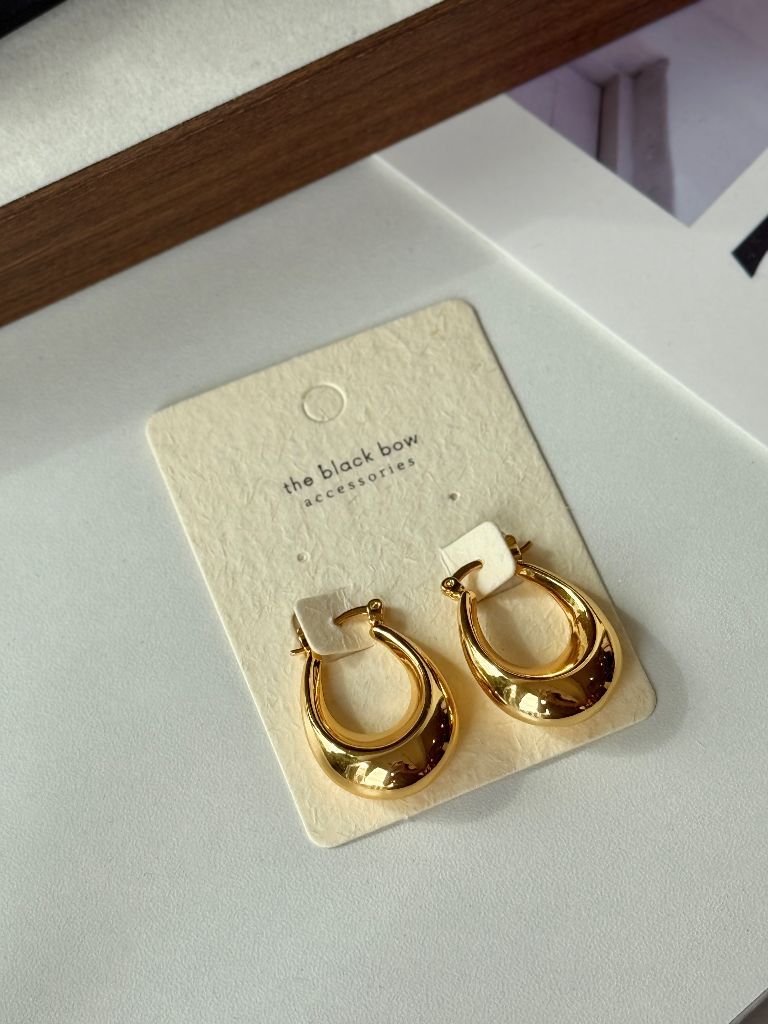 Haw-Young Hoop Earrings