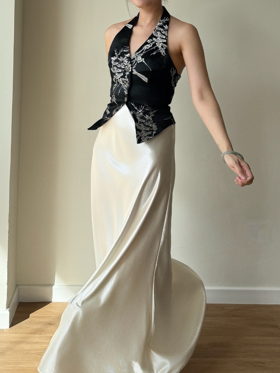 Shuang Mei Halter Neck Oriental Top