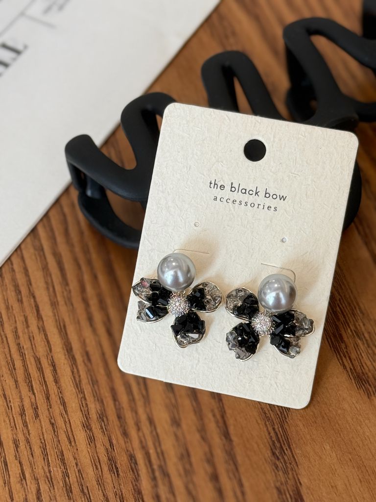 Young-Mi Midnight Pearl Blossoms Ear Studs