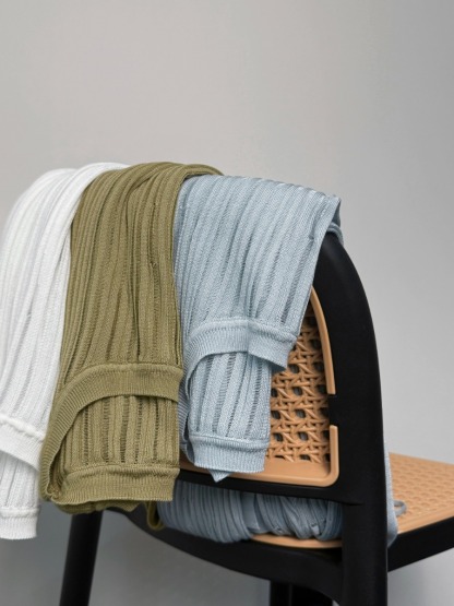 Erin Sheer Knit Top-The Black Bow-