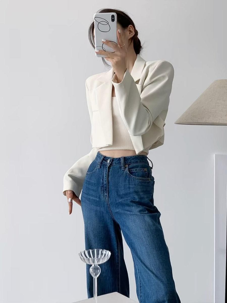 Lainey Lapel Collar Buttonless Cropped Blazer-The Black Bow-