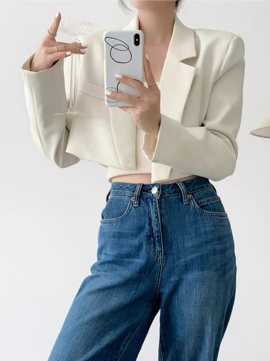 Lainey Lapel Collar Buttonless Cropped Blazer-The Black Bow-