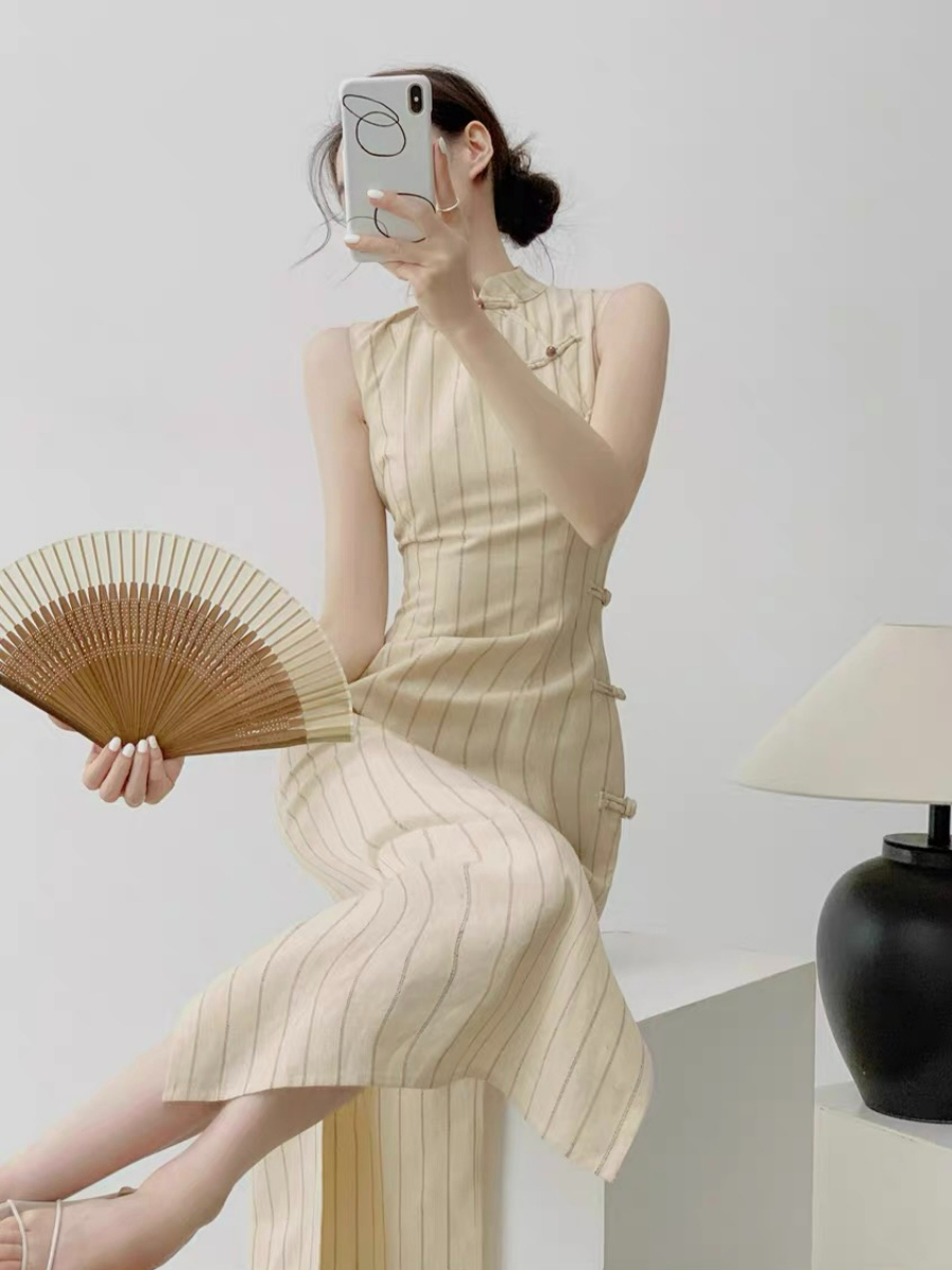 Xi Nin Stripe Linen Cheongsam-The Black Bow-