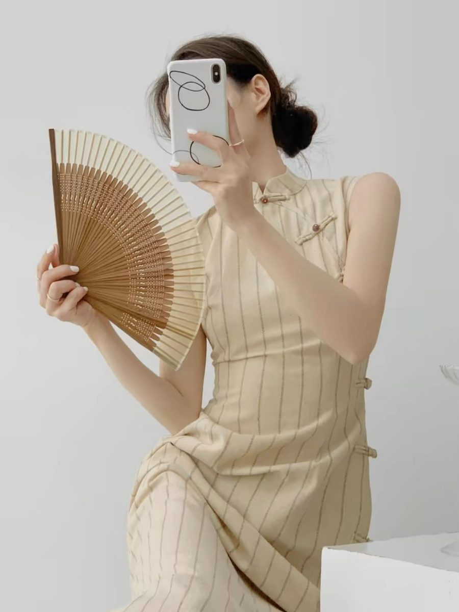 Xi Nin Stripe Linen Cheongsam-The Black Bow-
