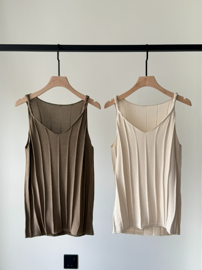 Emmett Twist Knot V-Neck Knit Top