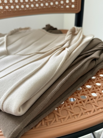 Emmett Twist Knot V-Neck Knit Top