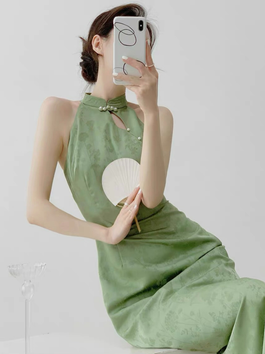 Xi Lang Halter Neck Sleeveless Cheongsam-The Black Bow-