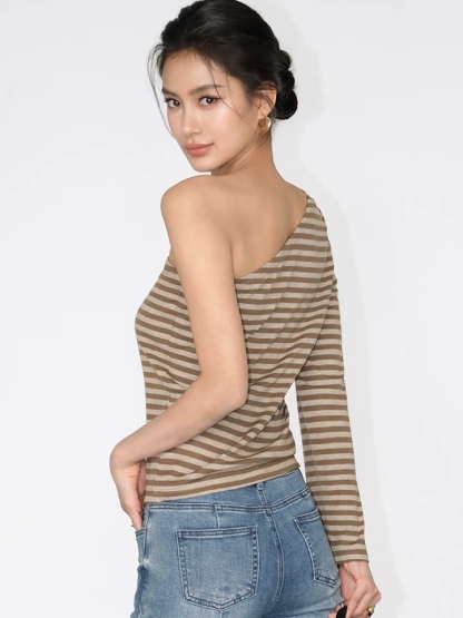 One Shoulder Top 1